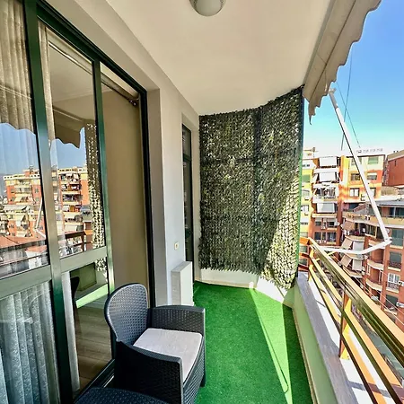 Lucy's In Center * Tirana